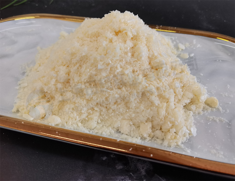 牛初乳凍干，小型智能食品真空冷凍干燥機(jī)應(yīng)用案例